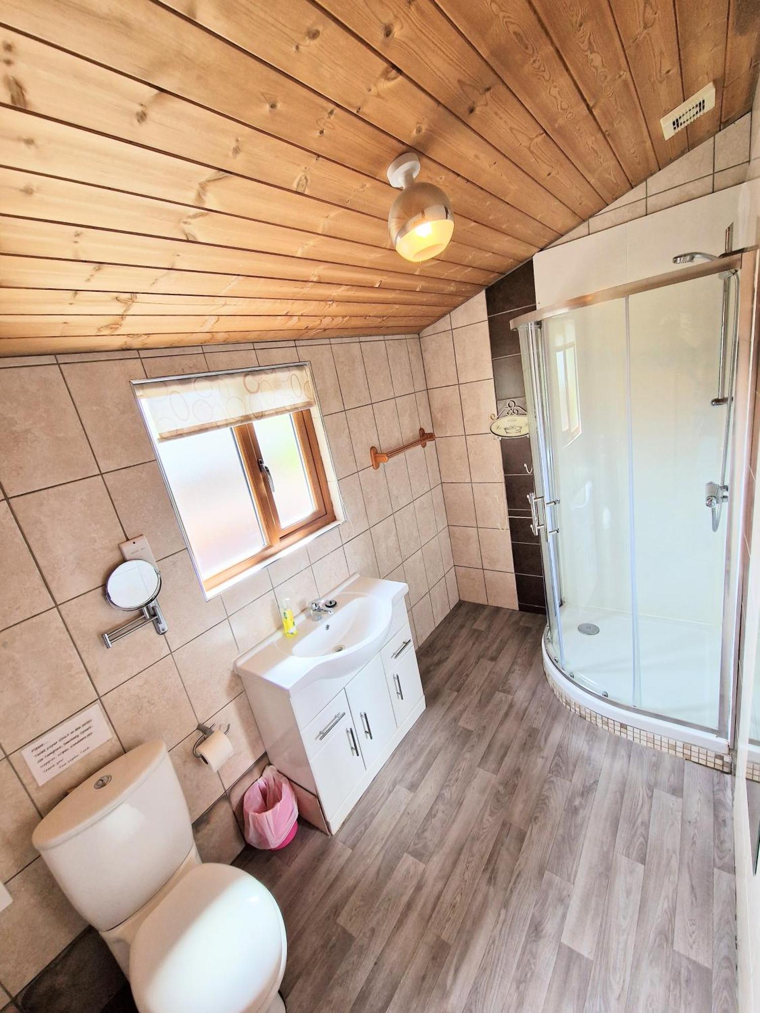 Lomond 4 With Private Hot Tub - Fife - Loch Leven - Lomond Hills Villa Kelty Buitenkant foto